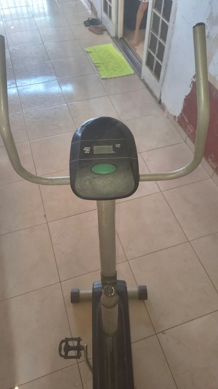 Bicicleta ergométrica  - Foto 4