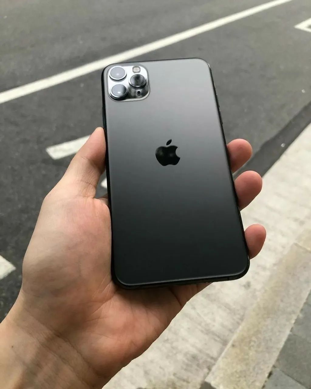 iPhone 11 Pro - 256gb - Celulares e Smartphones - Parque Reboucas