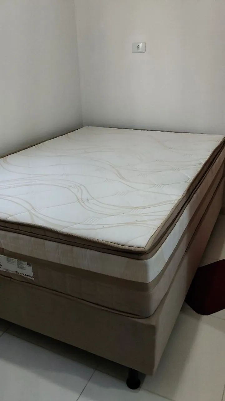 Cama box casal , base + colchão 