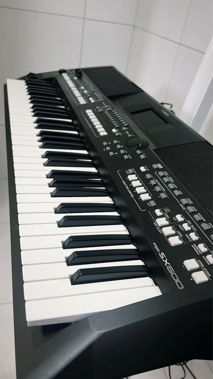 Teclado Yamaha Sx 600 
