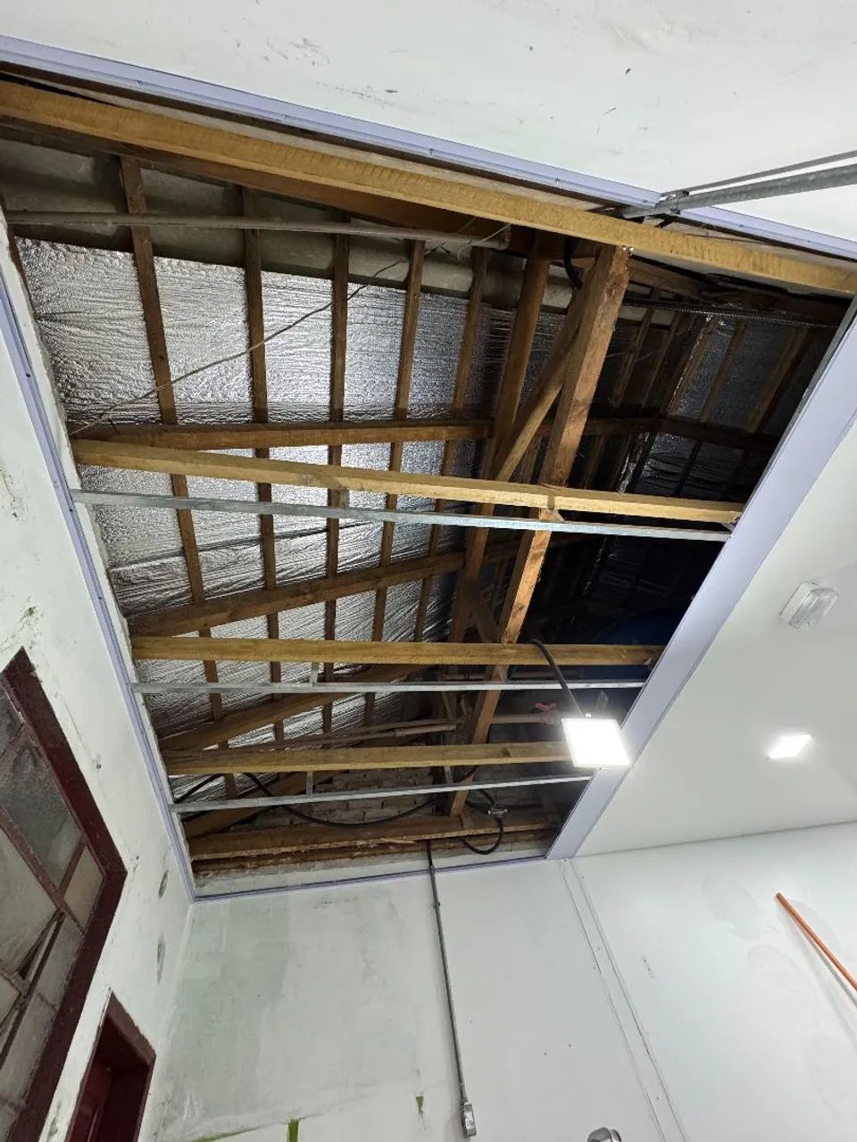 Forro Pvc branco Junta seca  - Foto 4