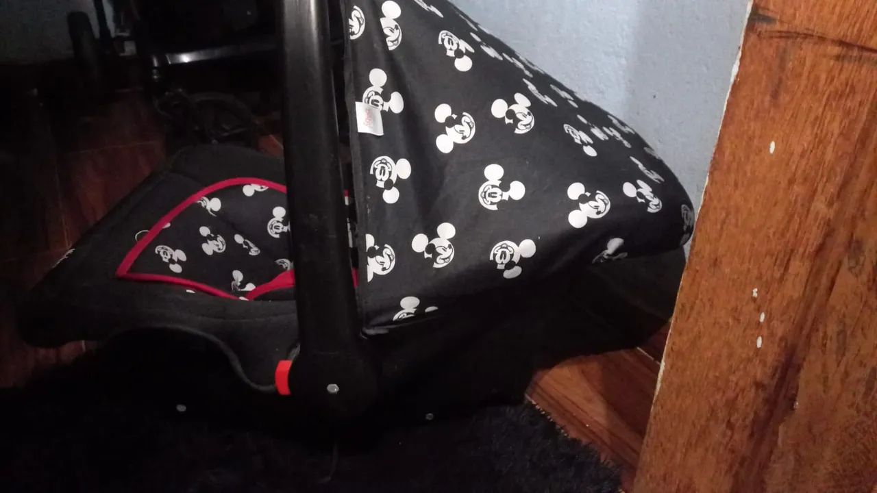 Vende se bebê conforto, pouco tempo de uso. - Foto 2