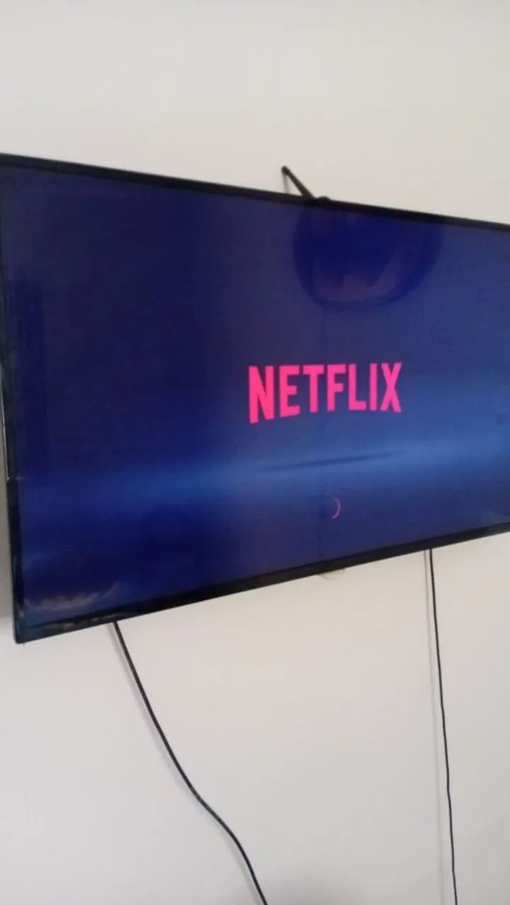 Smart tv AOC 43"  - Foto 3