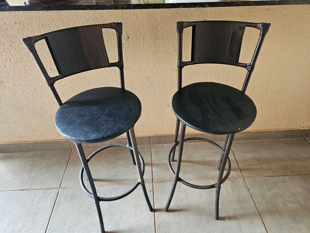 Par de banquetas - Foto 2