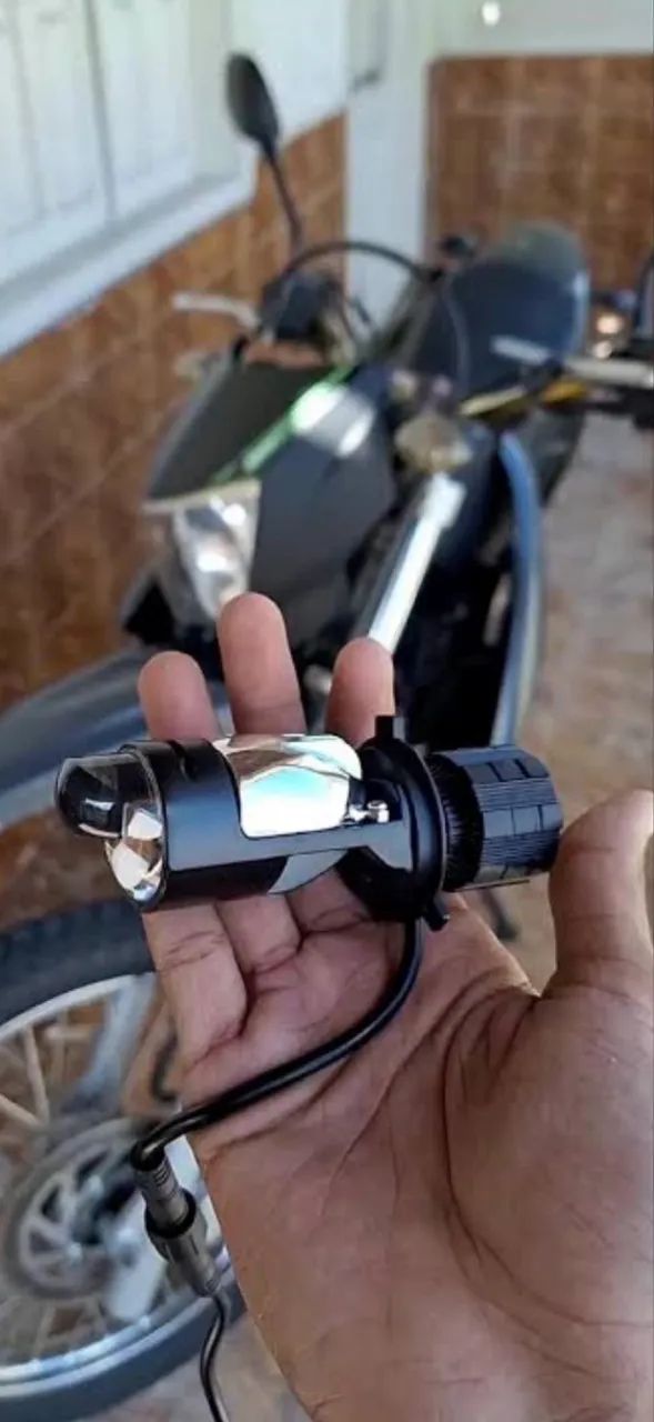 Mini projetor biled  H4 