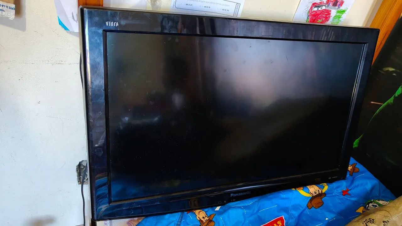 TV LCD PANASONIC 32 POL