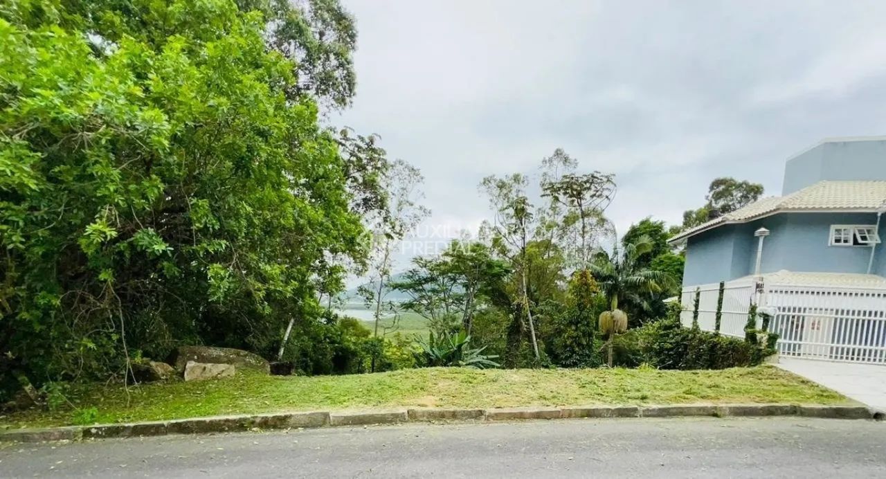 Terreno no bairro João Paulo