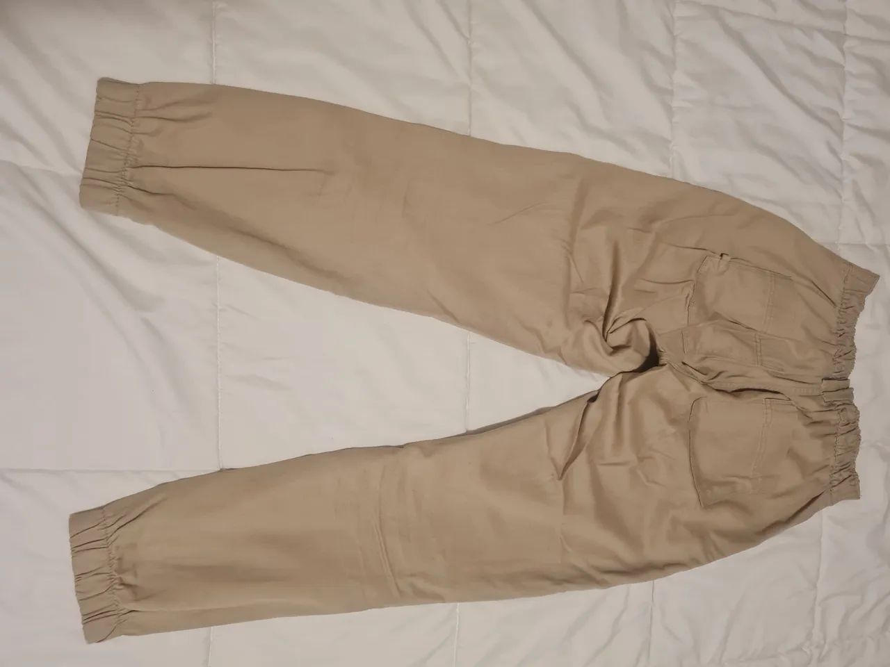 Vendo calça baggy cor caqui 34 - Foto 5