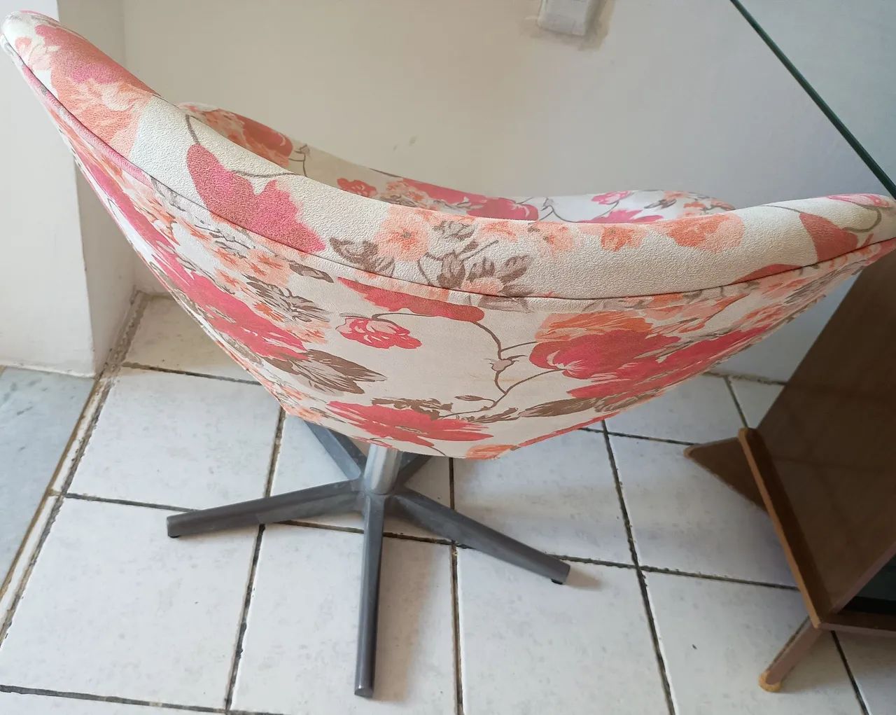 2 Poltronas giratórias florais  - Foto 3