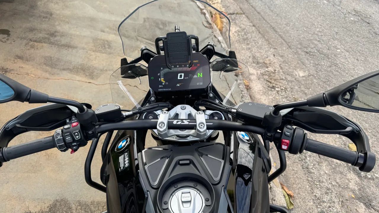 BMW R1300 GS triple black 2024  - Foto 5