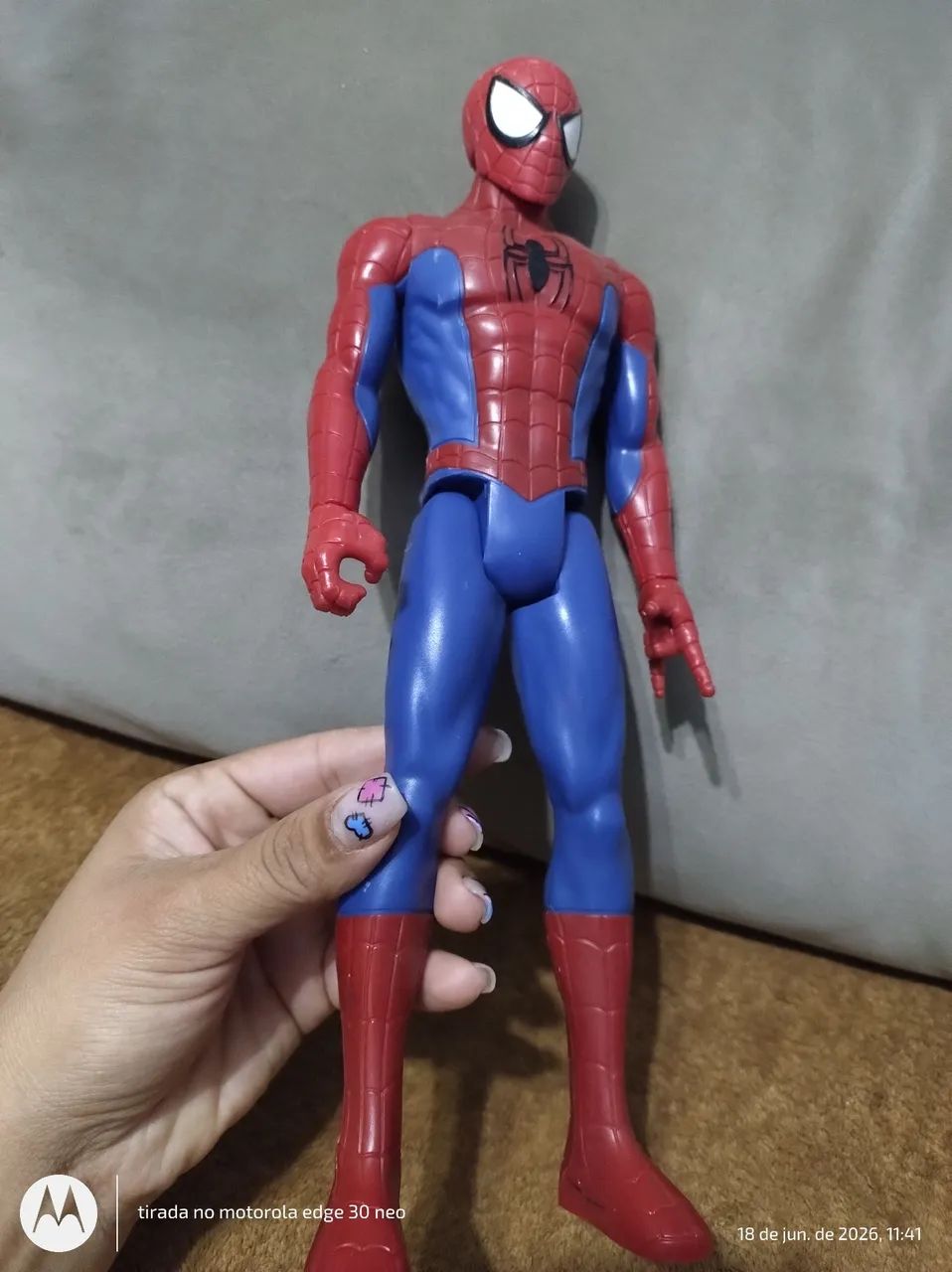 Homem aranha original da Marvel 30 centímetros  - Foto 2