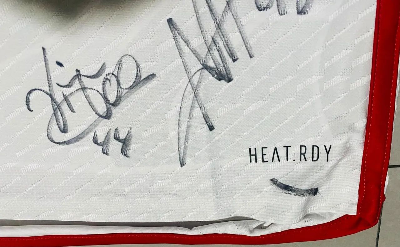 Camisa Flamengo authentic 2024/25 Autografada - Foto 2