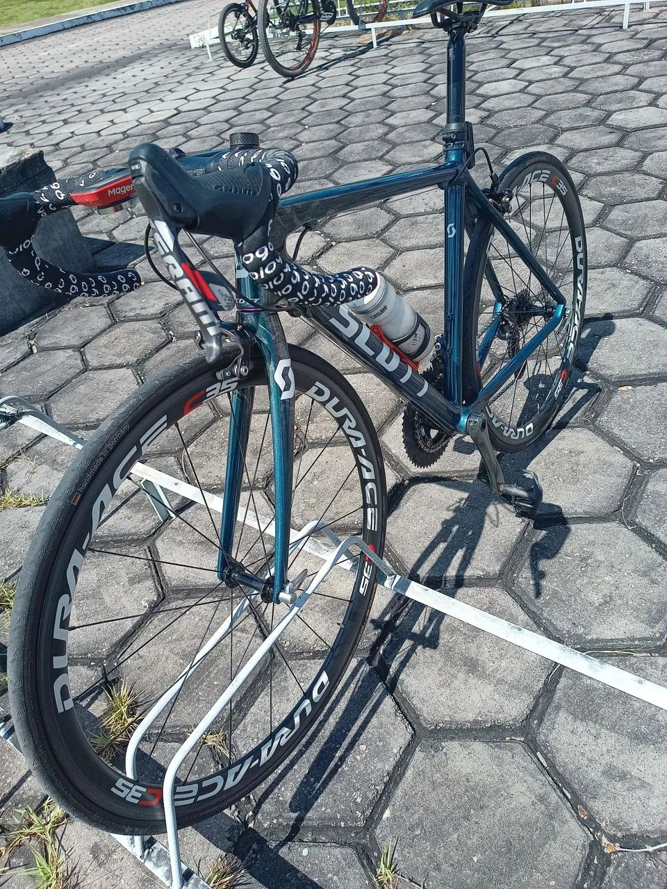 Pinturas em bicicleta de carbono, alumínio etc... - Foto 3