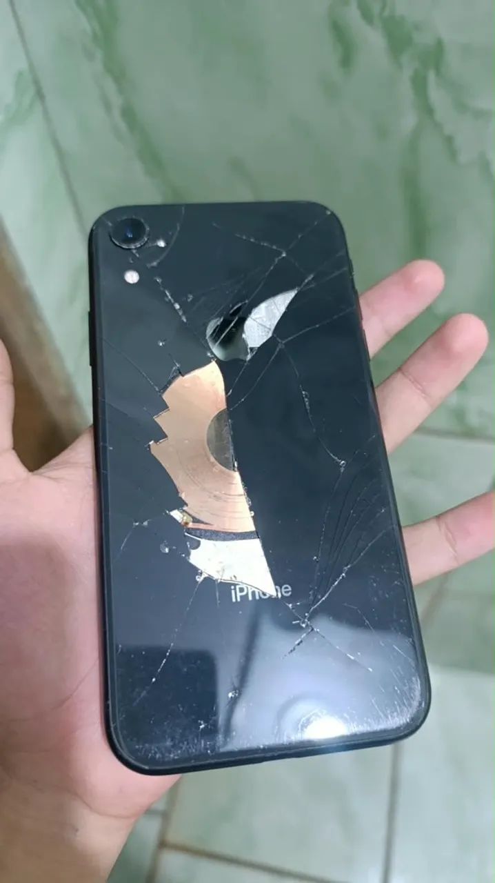 IPHONE XR PARA TROCA