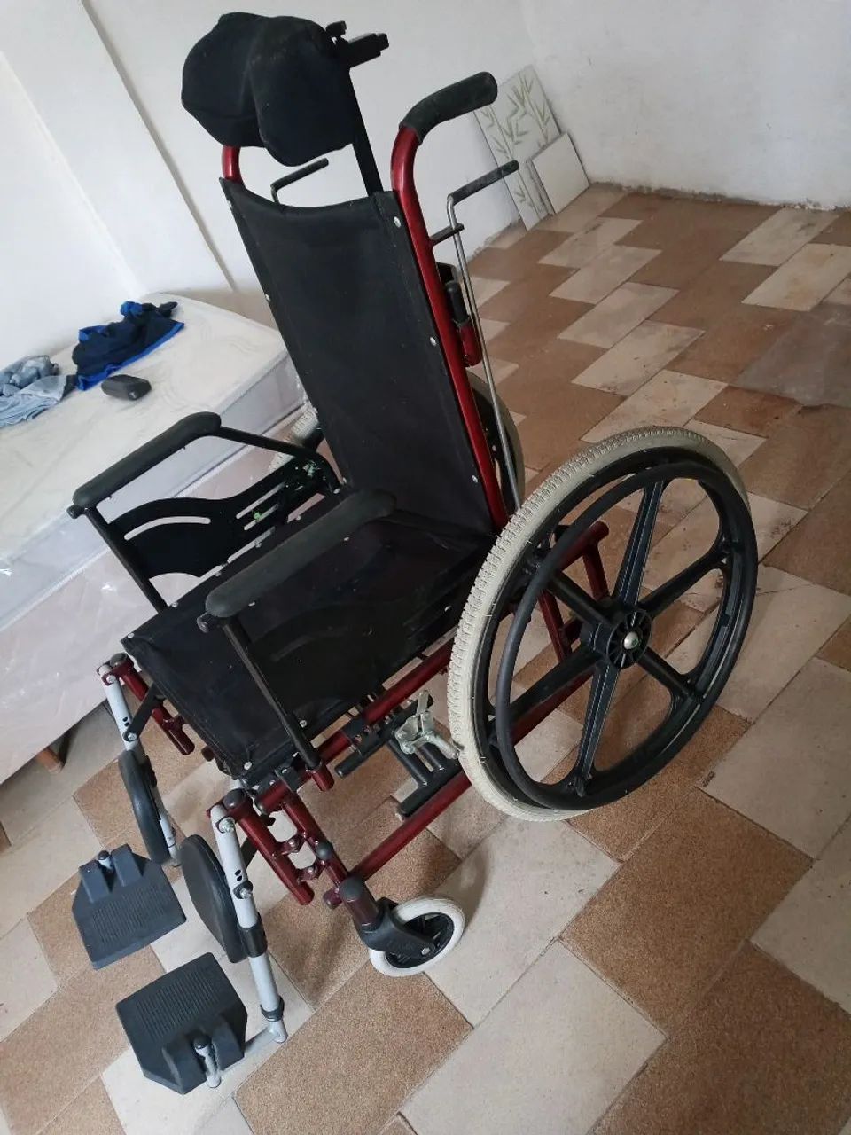 Cadeira de rodas - Foto 2
