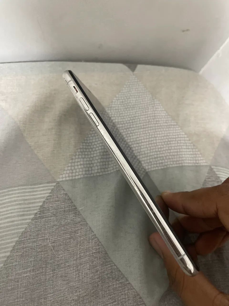 IPHONE XS MAX COM DEFEITO NA TELA - Foto 4