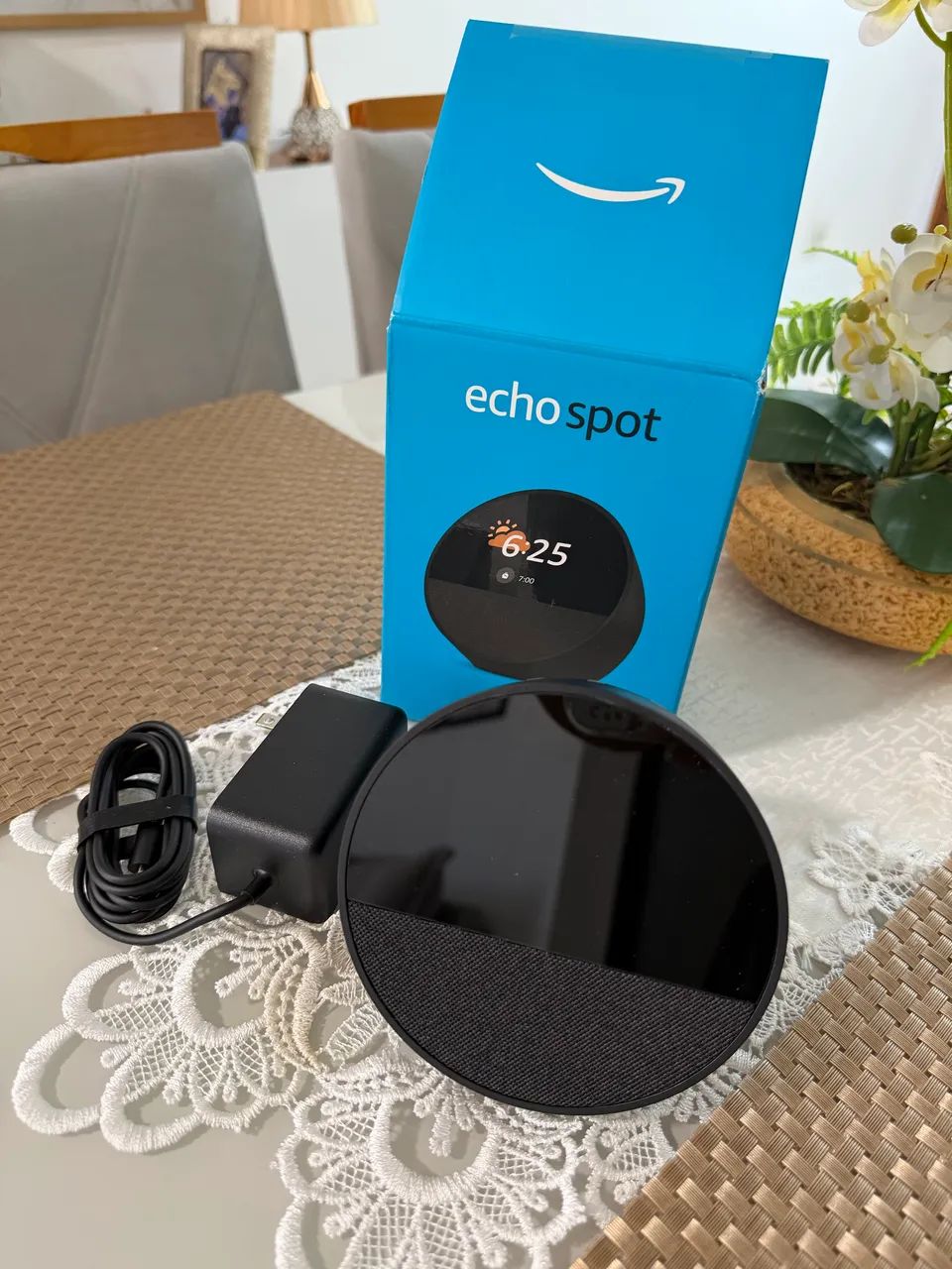 Alexa Echo spot417147179878338561