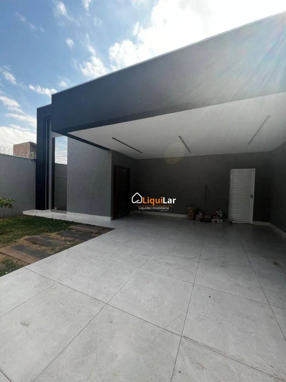 Linda Casa com Piscina no Jardim Leblon. - Foto 2