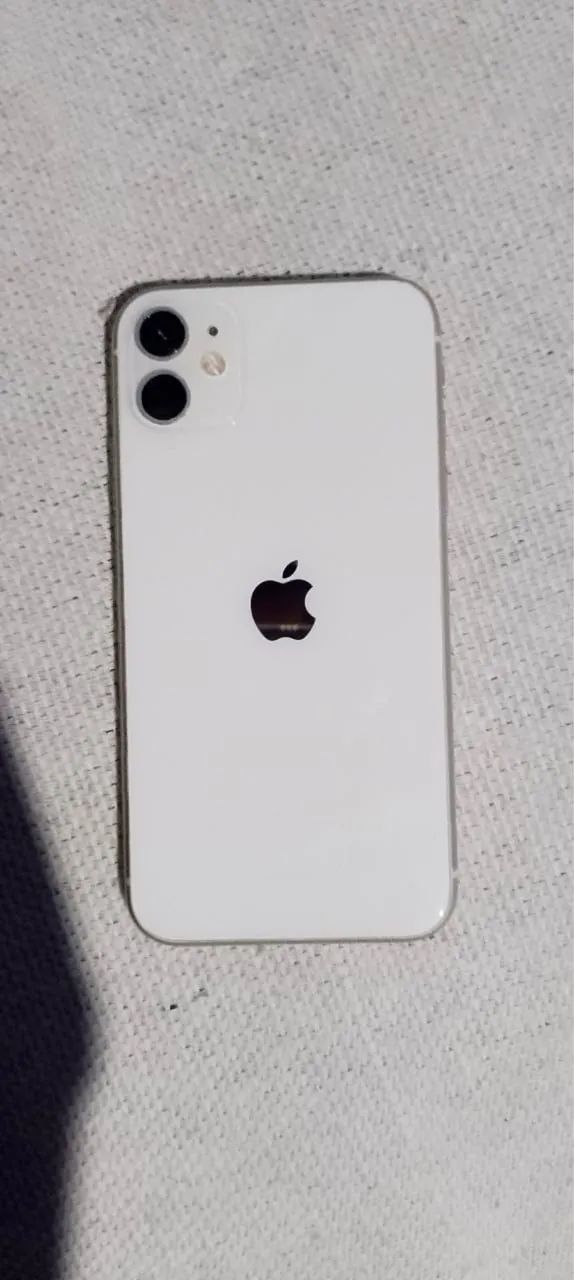 iPhone 11 branco  - Foto 3