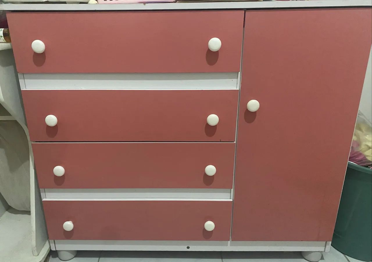 Cômoda+ guarda roupa infantil