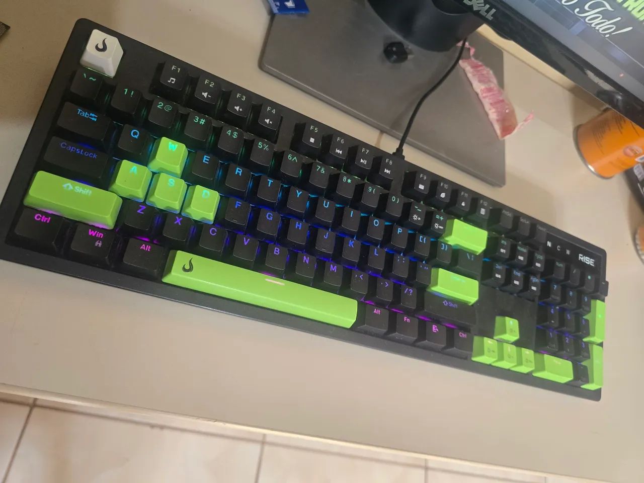VENDO PC GAMER i3 12°G 8G RAM COMPLETO - Foto 4