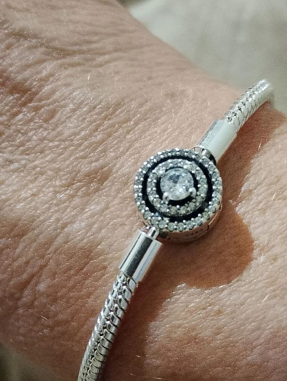 Linda Pulseira/Berloqueira em Prata 925 fecho cravejado de Zirconias  - Foto 6