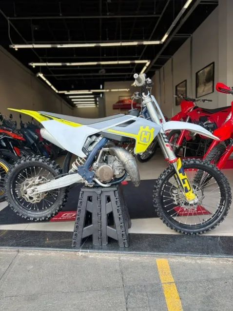 HUSQVARNA TC 85