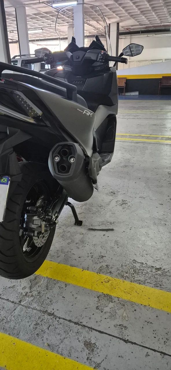 Scooter ak 550 premium  - Foto 5
