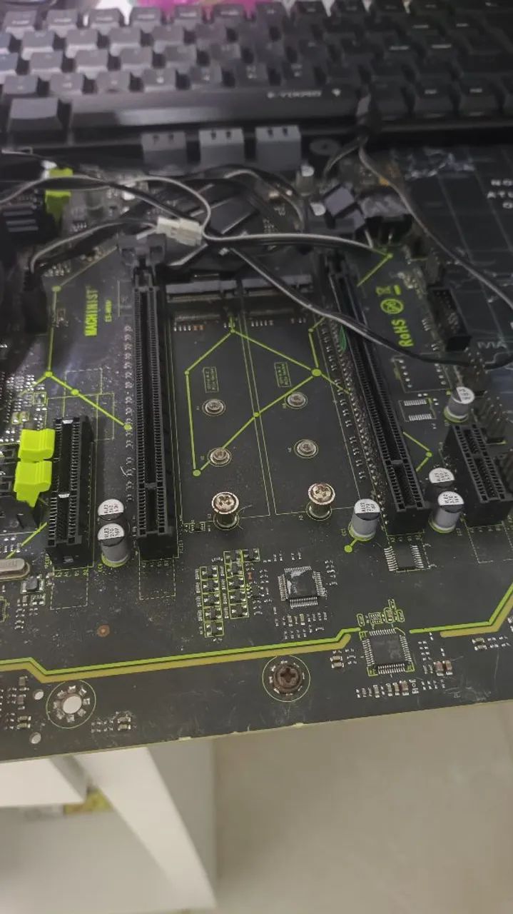 Placa mãe Machinist mr9A (dando problemas)