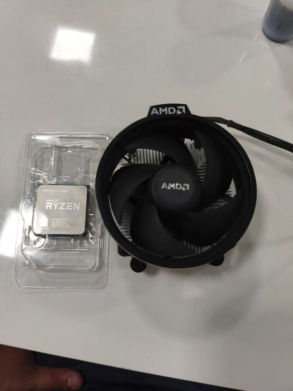 Processador Ryzen 3 2200G com cooler box - Foto 3