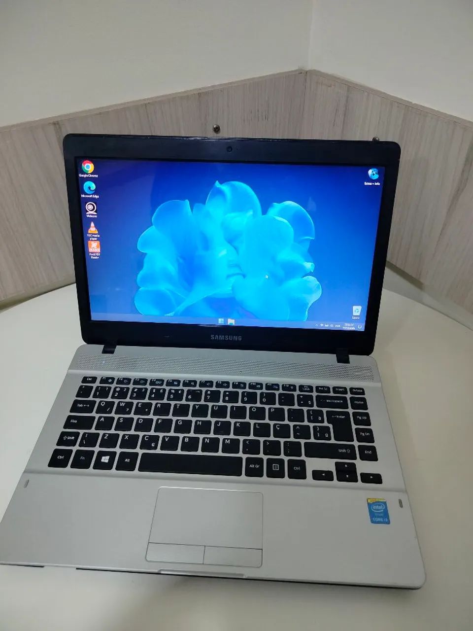 Notebook i3, SSD windows 11 - Foto 2