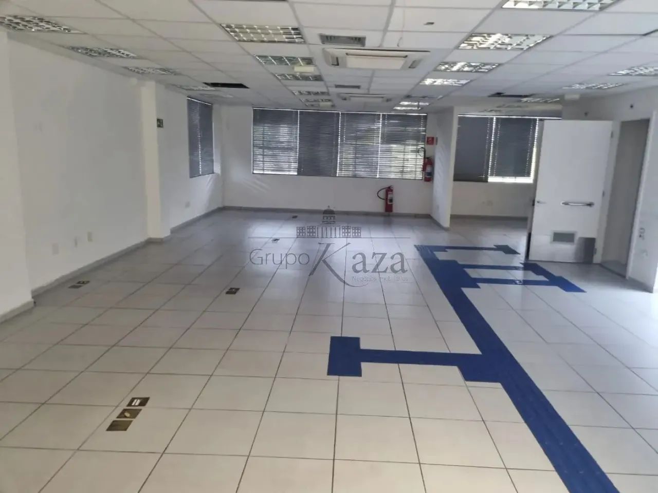Ponto Comercial - Moema - 375m² - Estuda Permuta.