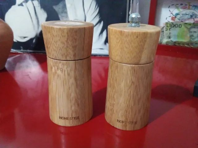 Conjunto moedor de pimenta e saleiro de bambu - Foto 2