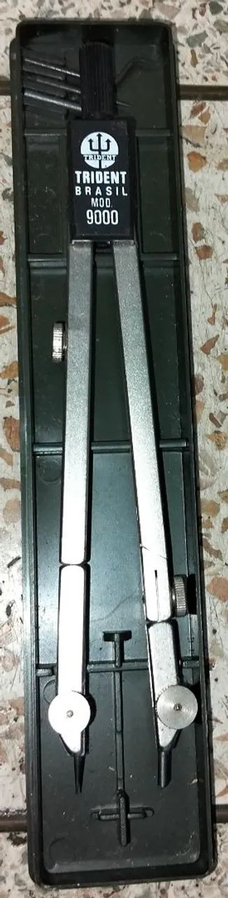 Compasso Técnico Profissional Trident 9000 (Com Agulhas Extras) - Foto 3