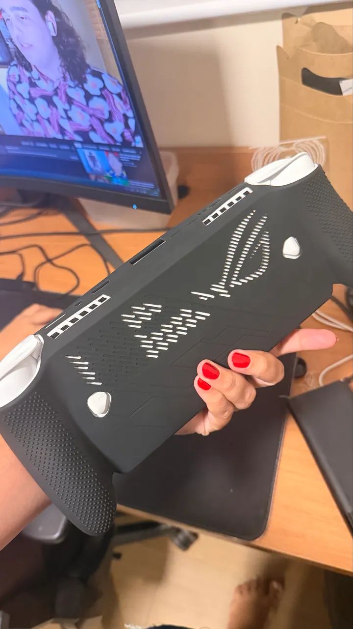 Rog Ally Z2 - Foto 2