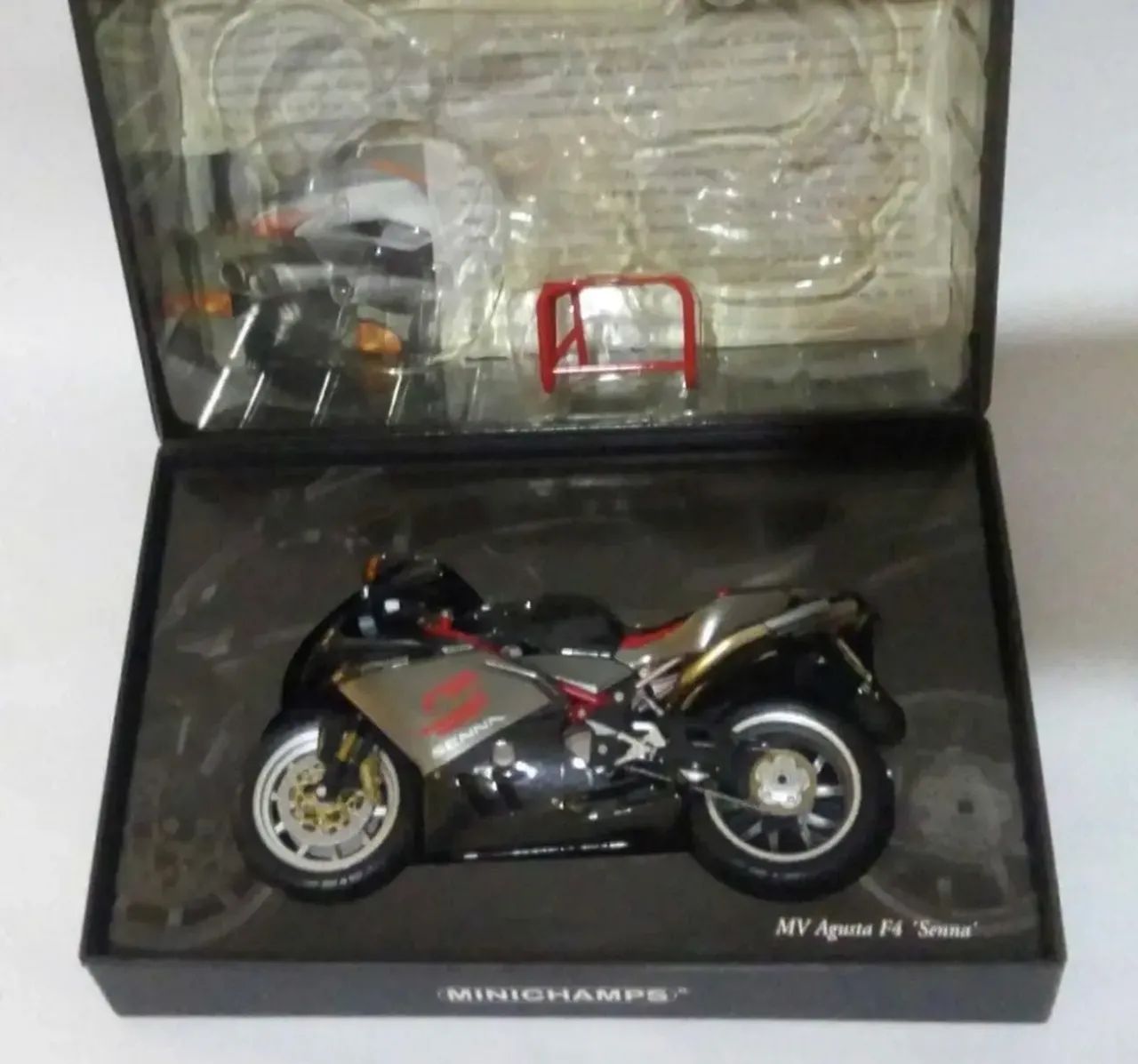 Minichamps 1/12 Moto Mv Agusta F4 1000cc Ayrton Senna F1 Gp