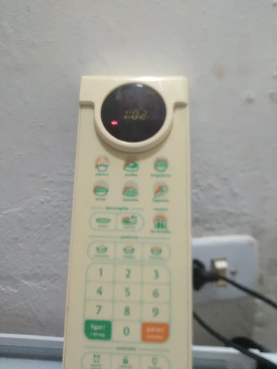 Praca com painel do micro-ondas Cônsul 