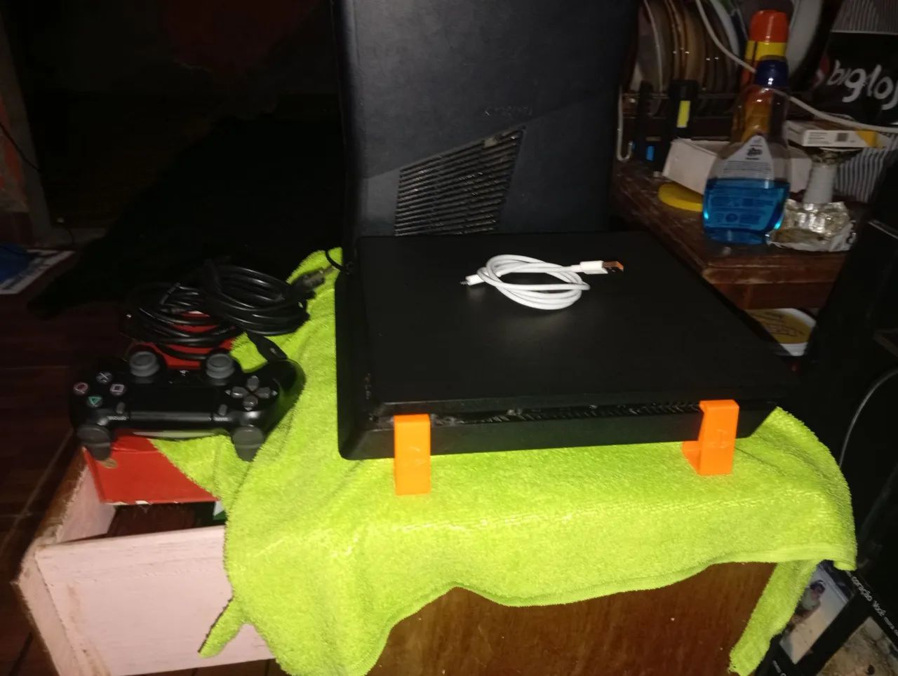 PS4 slim um 1 tera terabyte - Foto 6