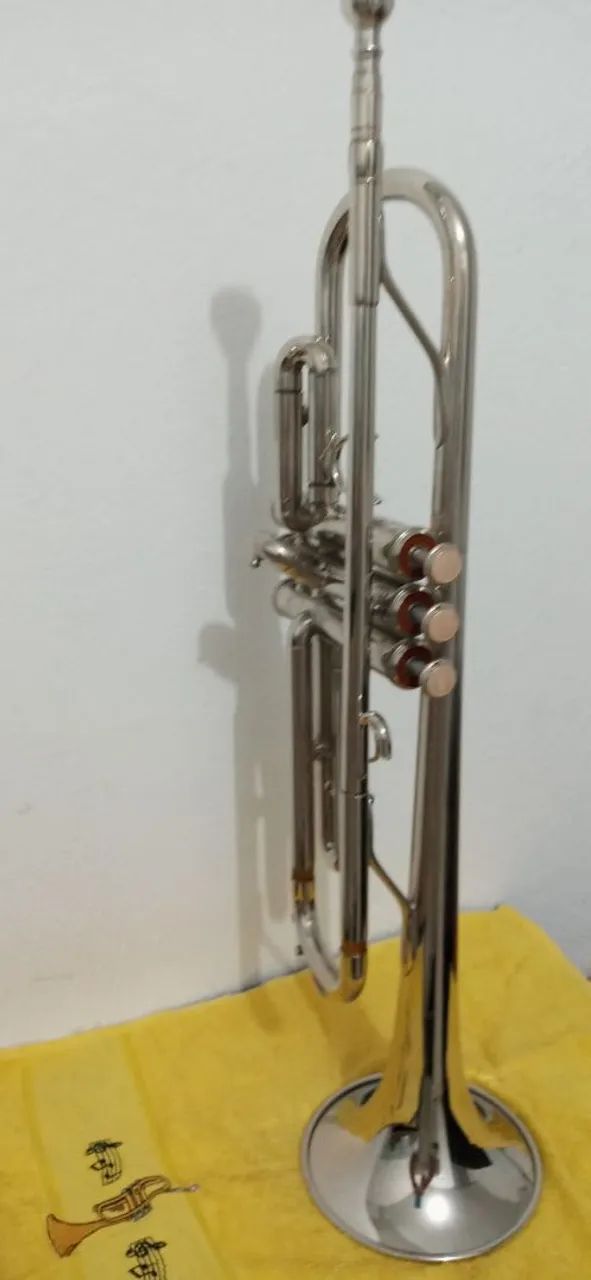 Trompete Yamaha YTR 1310 (vendo ou troco) - Foto 5