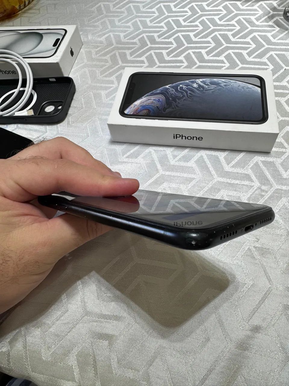 IPHONE XR 64 GB - Foto 2