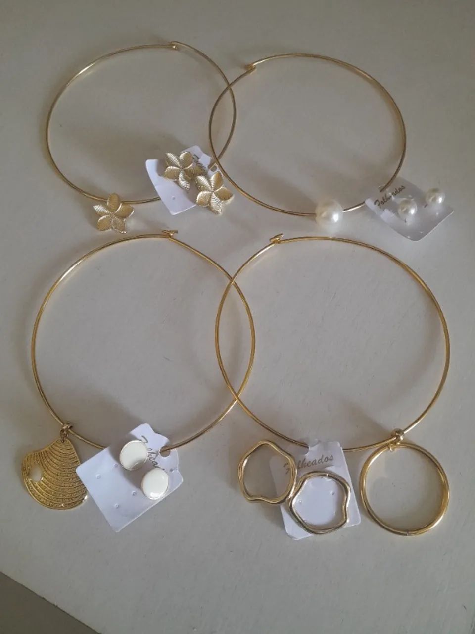 Conjunto de colar com brinco bijoux 