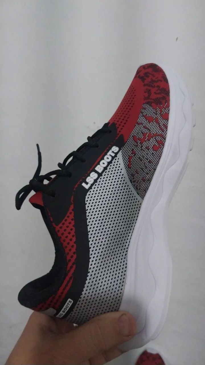 TENIS MASCULINO CORRIDA NOVO - Foto 2