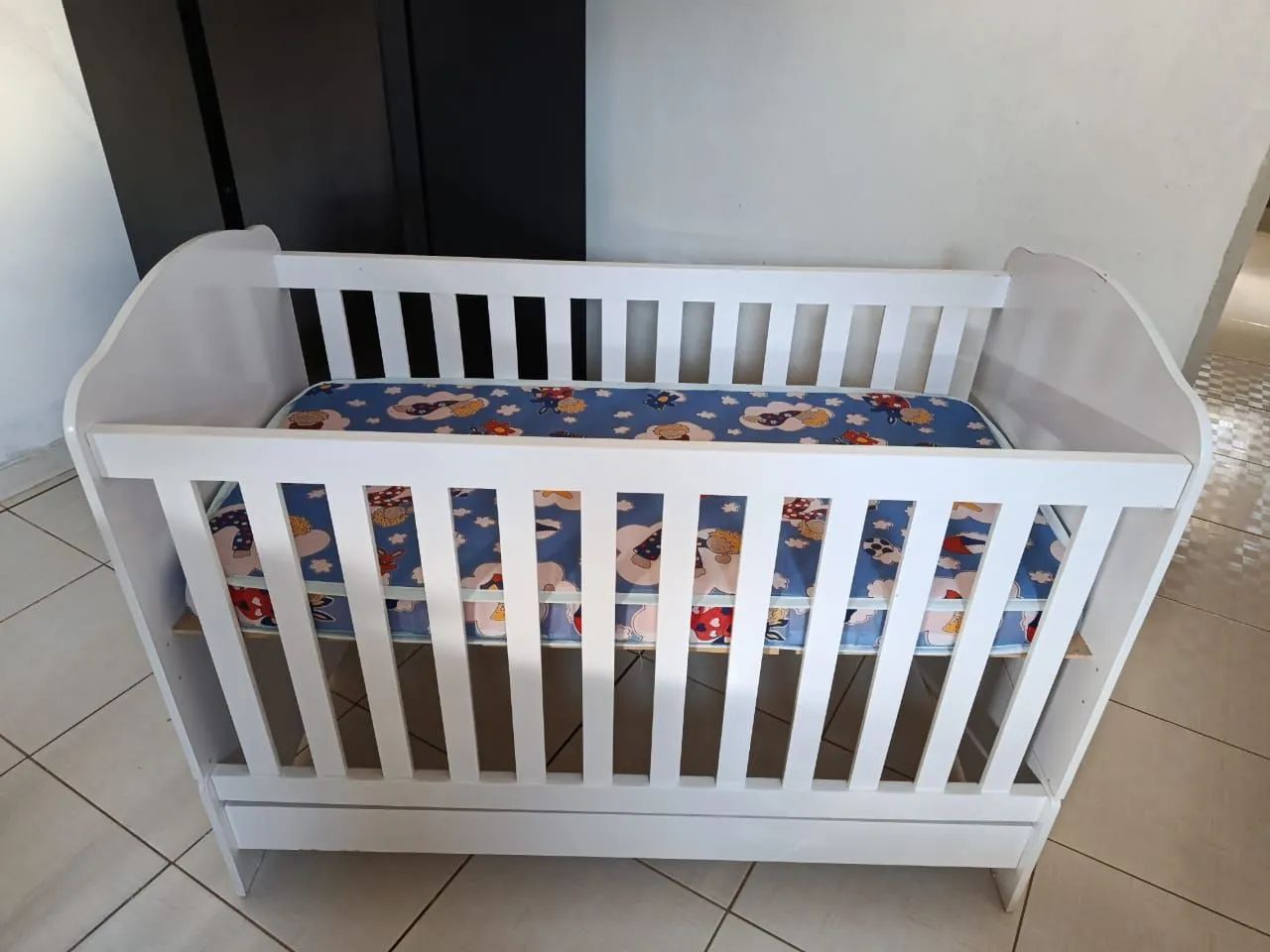 Berço nunca usado bem conservado 