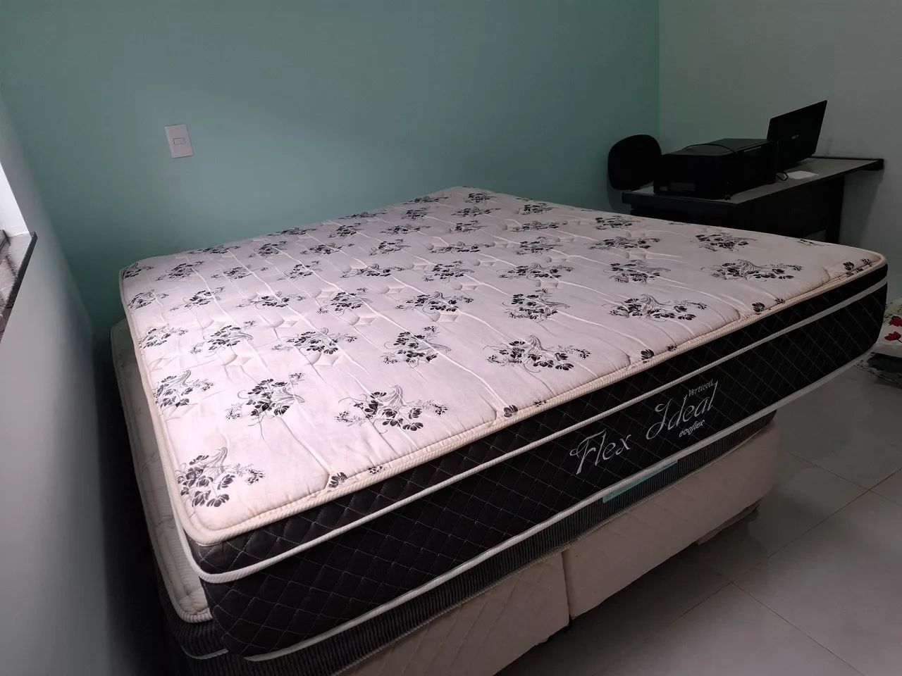 Vende-se colchão queen de molas  - Foto 3