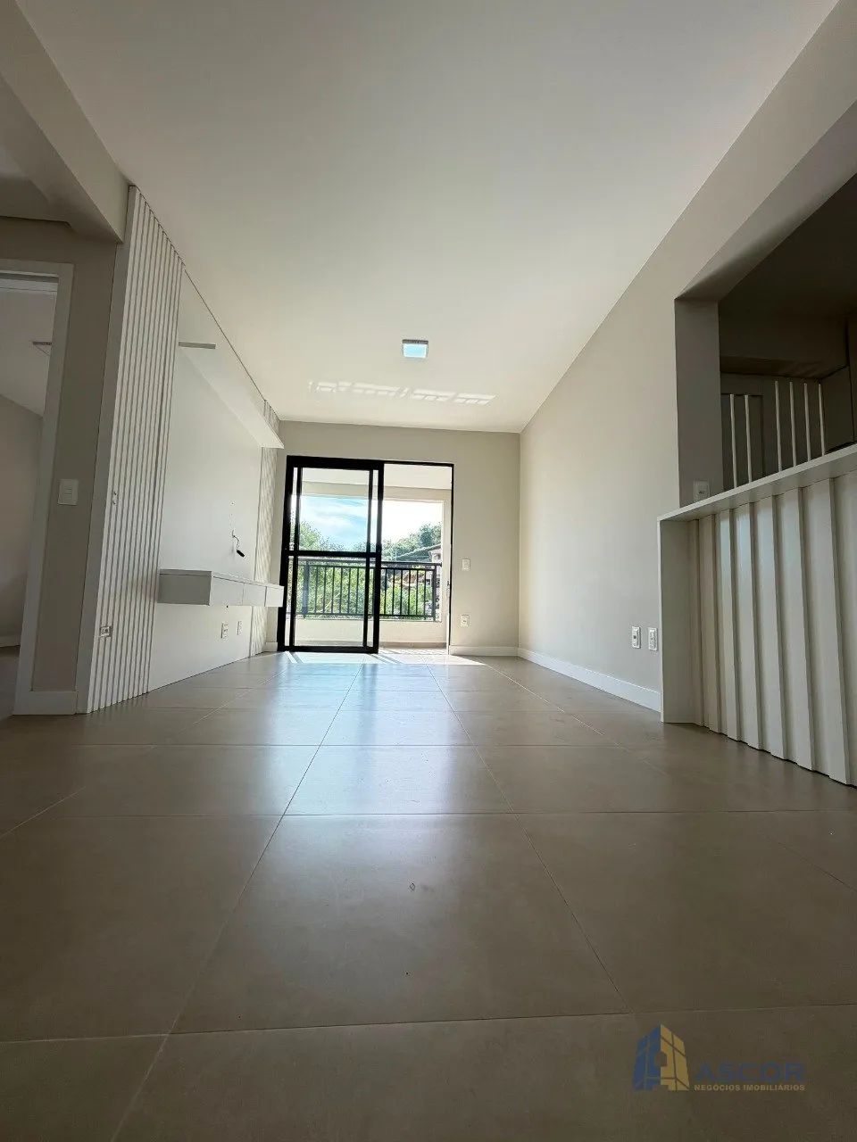 Apartamento Saco Grande - 2 dormitórios | 1 suíte - Foto 2