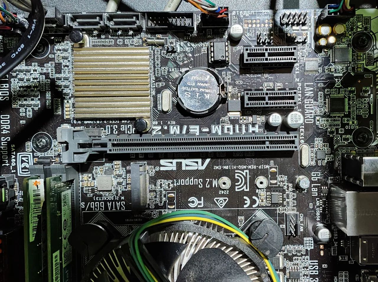 Placa mãe com processador 7 geração - i5 7500  3.4 GHz - Foto 4