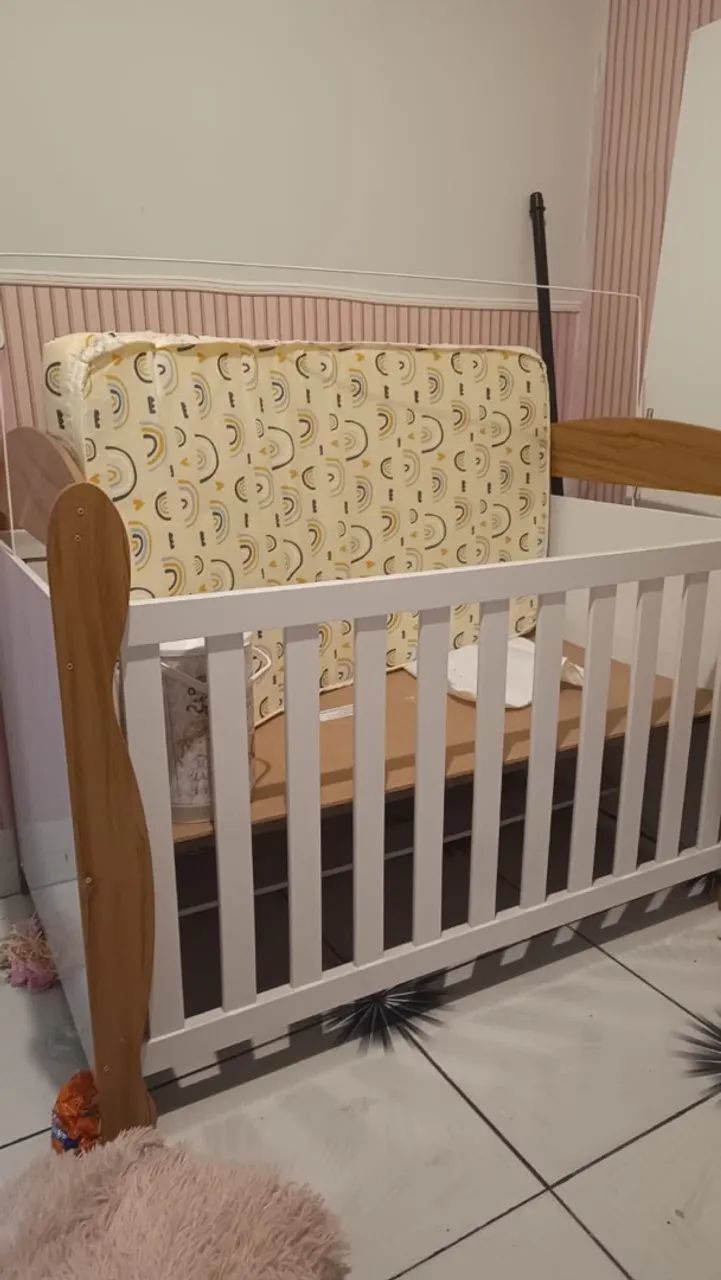 Berço 1 mês de uso. 
