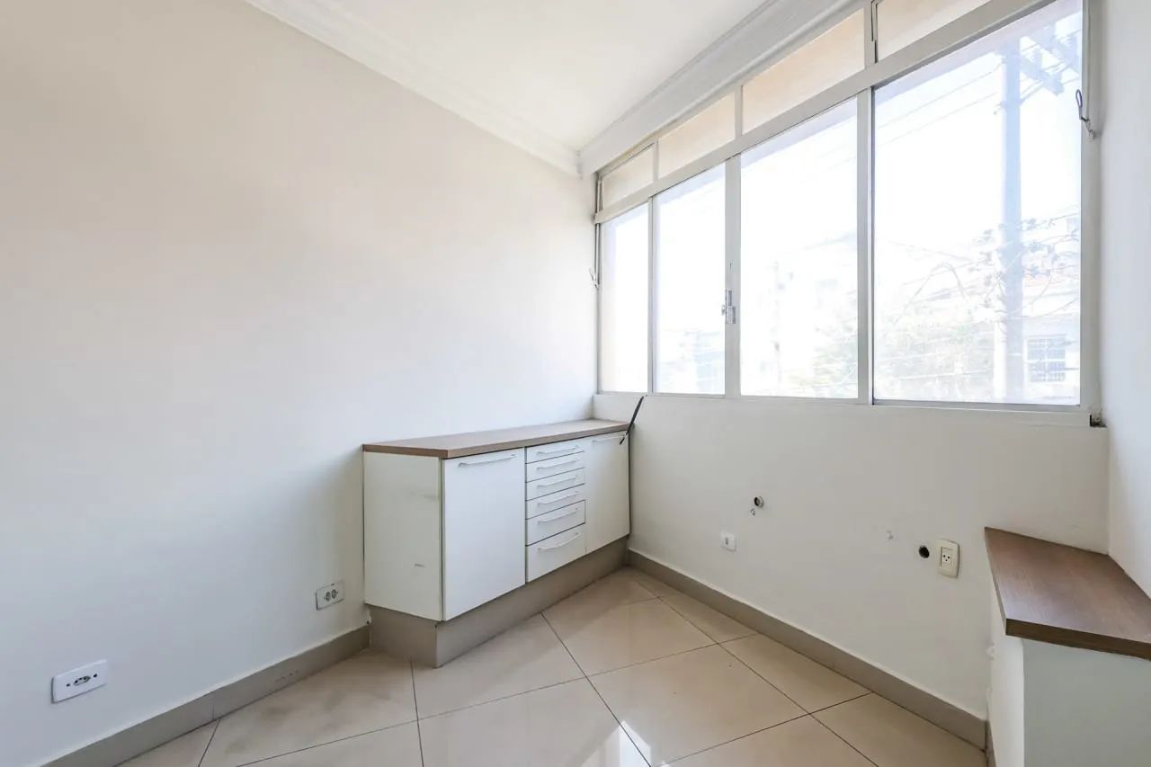 Sala comercial na Rua Doze de Outubro, 684 - conjunto 01  51 m²