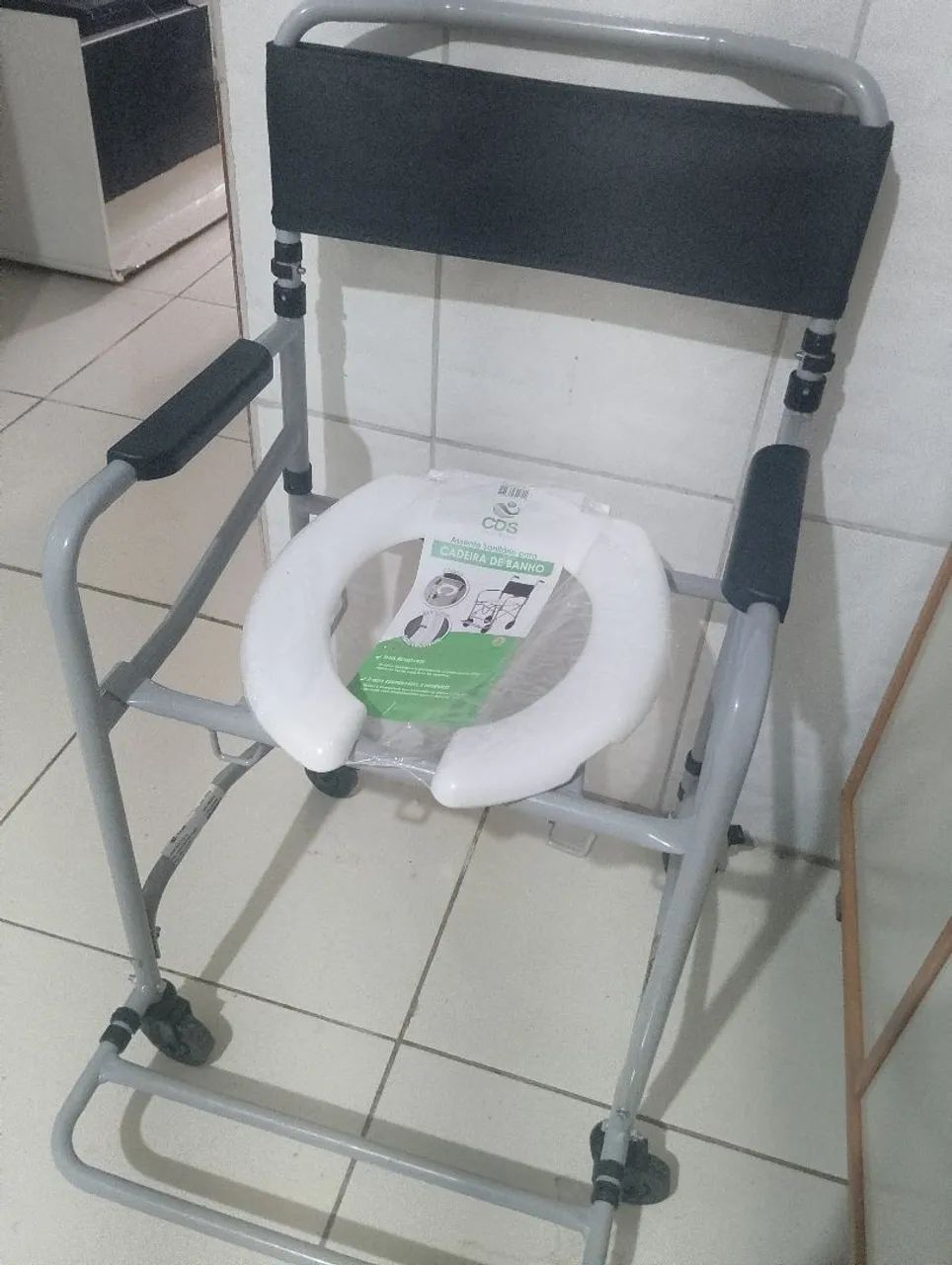 Cadeira de banho  - Foto 4