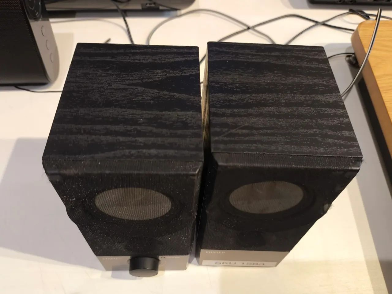 Par de Caixas de som Edifier R19U 2.0  - Funcionando perfeitamente  - Foto 2